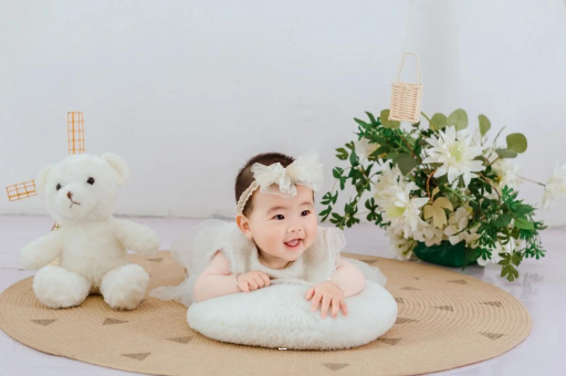 铜仁宝宝多久会抬头